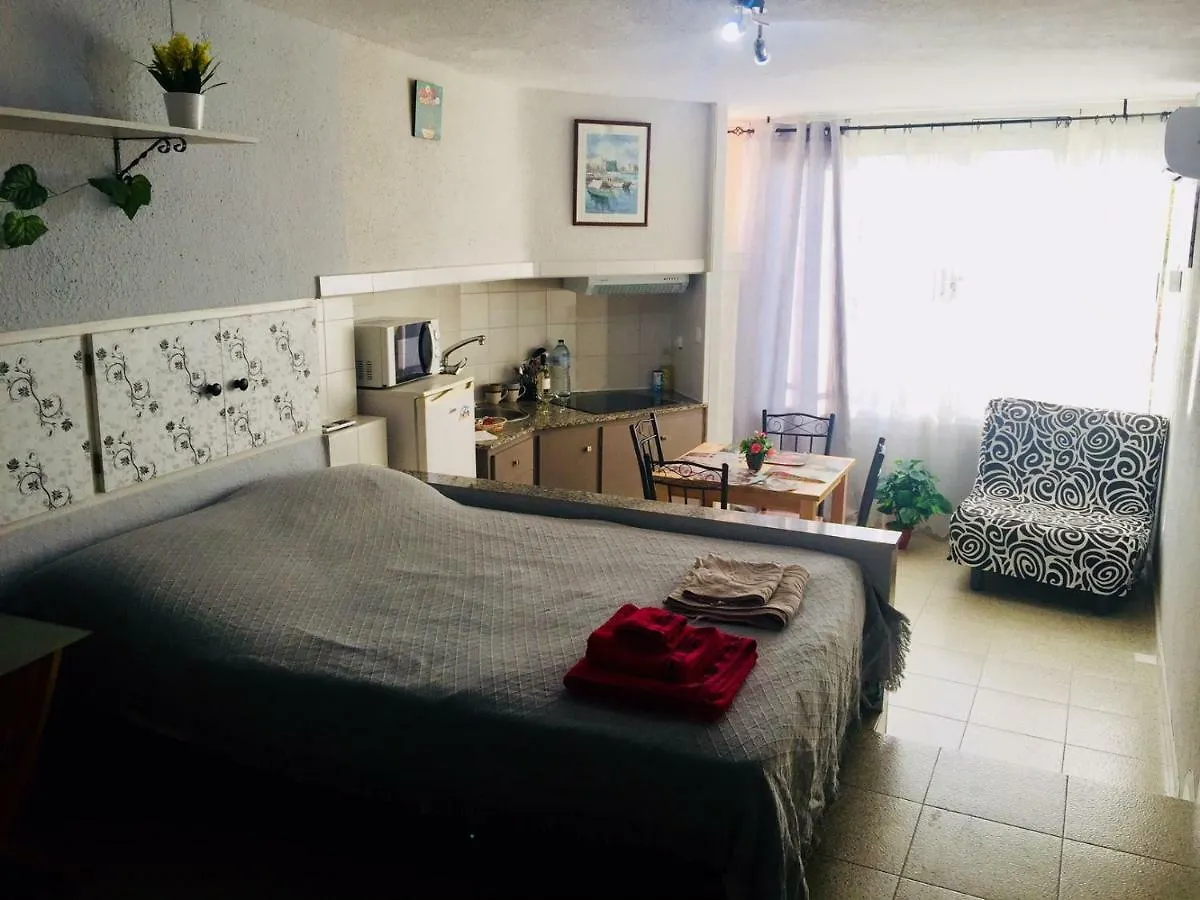 Promar La Pineda Apartment
